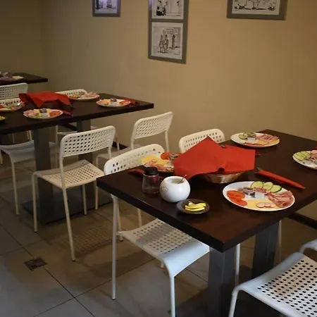 Smoszewski Hostel *